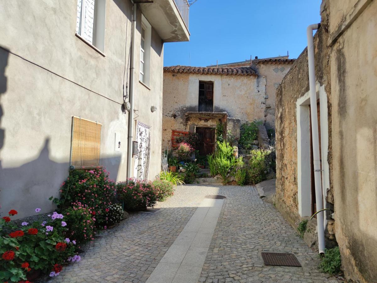 Sa Dommu 'E Su Coro Villa Triei Exterior photo